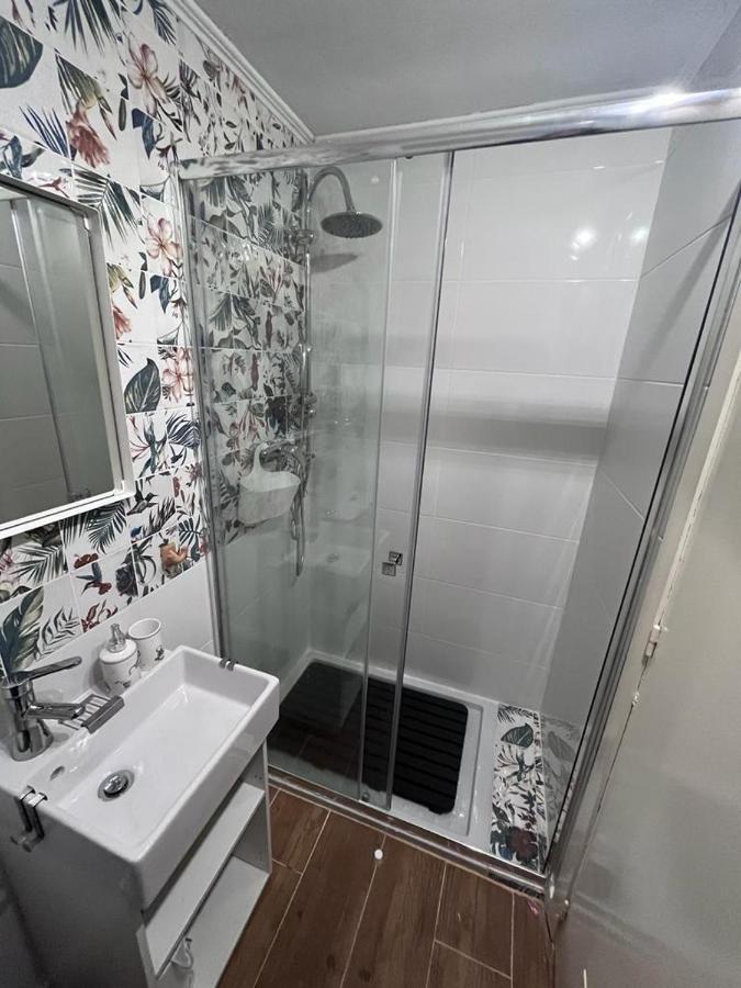 Mediterranean House - Habitaciones Privadas En Casa Compartida Майрена дел Алхарафе Екстериор снимка