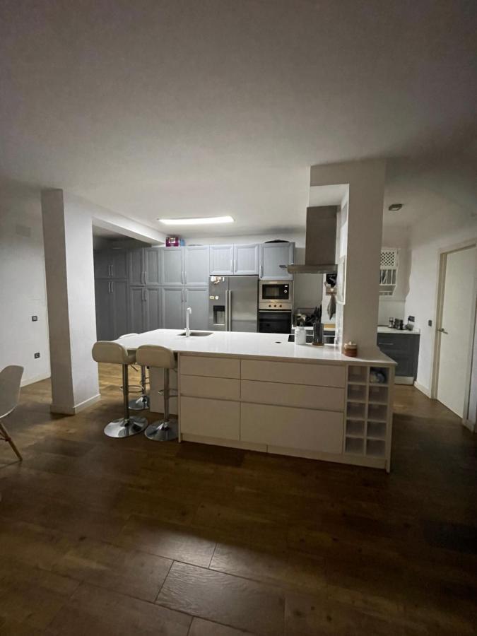 Mediterranean House - Habitaciones Privadas En Casa Compartida Майрена дел Алхарафе Екстериор снимка
