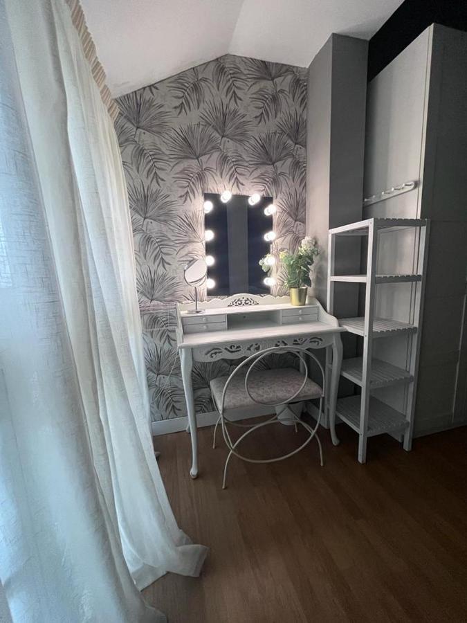 Mediterranean House - Habitaciones Privadas En Casa Compartida Майрена дел Алхарафе Екстериор снимка