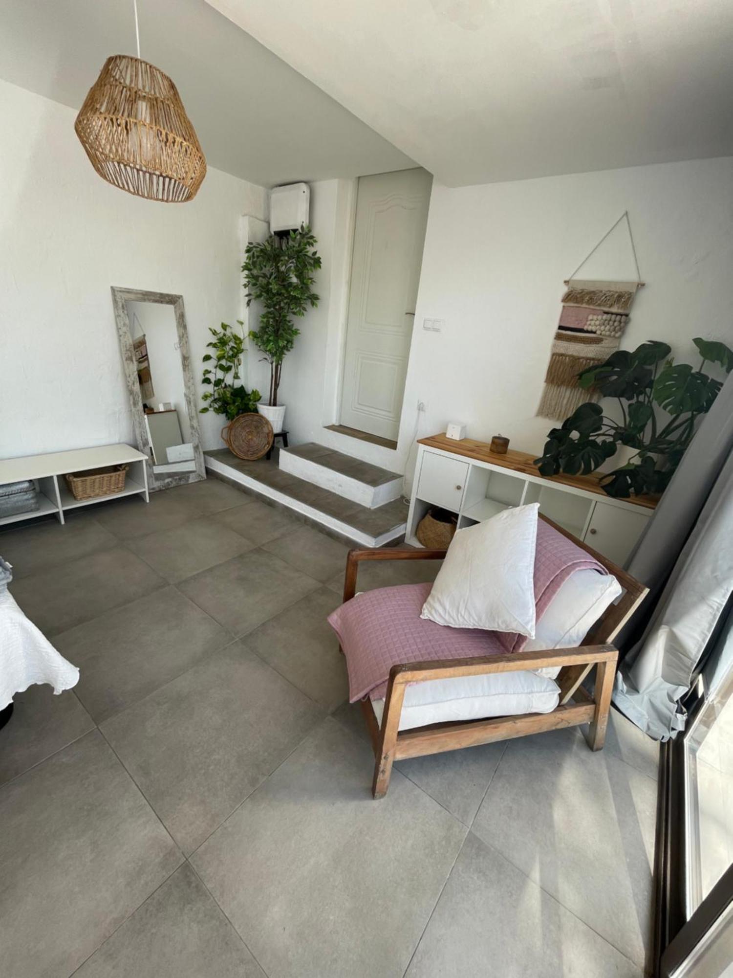 Mediterranean House - Habitaciones Privadas En Casa Compartida Майрена дел Алхарафе Екстериор снимка