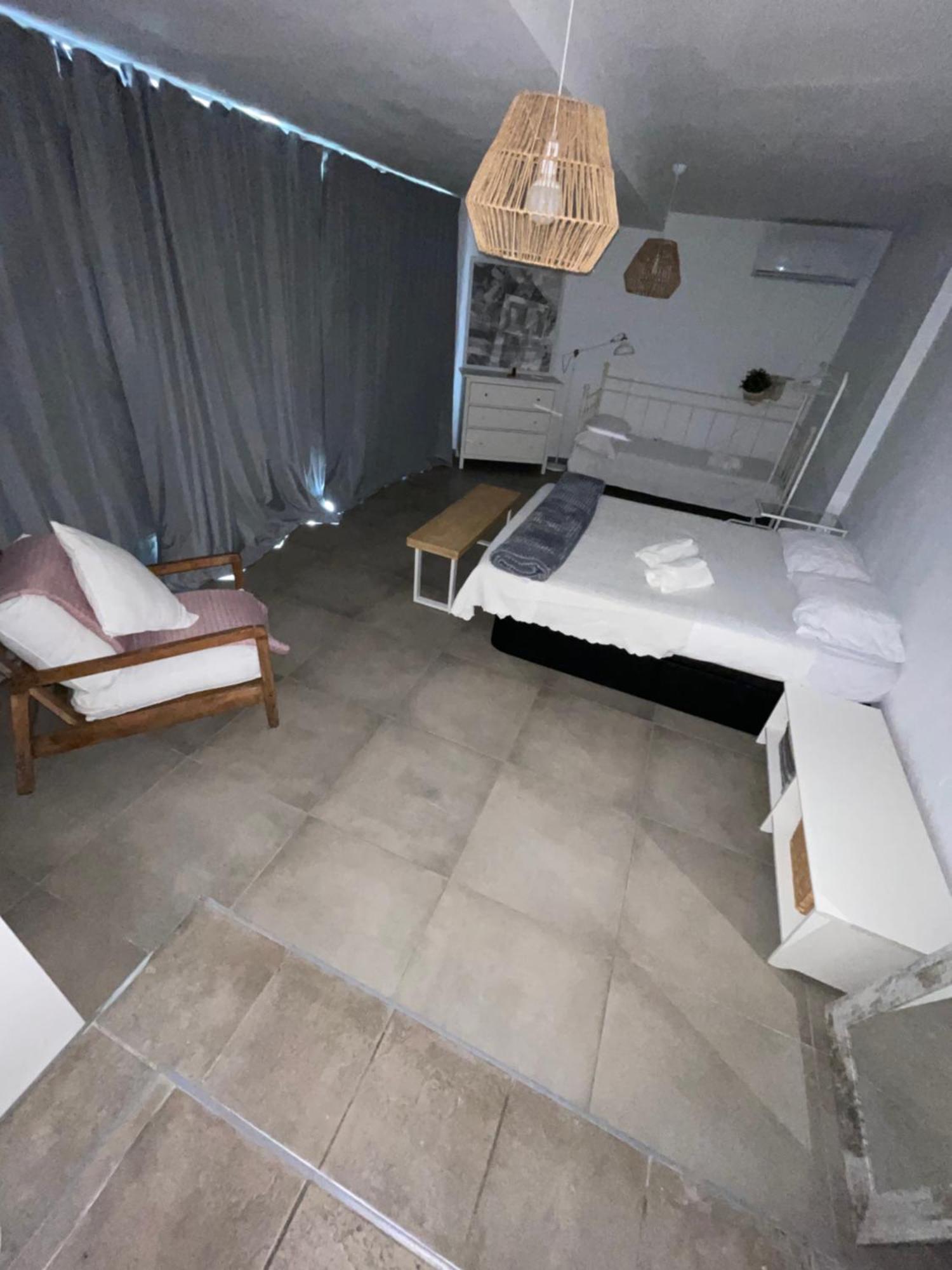 Mediterranean House - Habitaciones Privadas En Casa Compartida Майрена дел Алхарафе Екстериор снимка