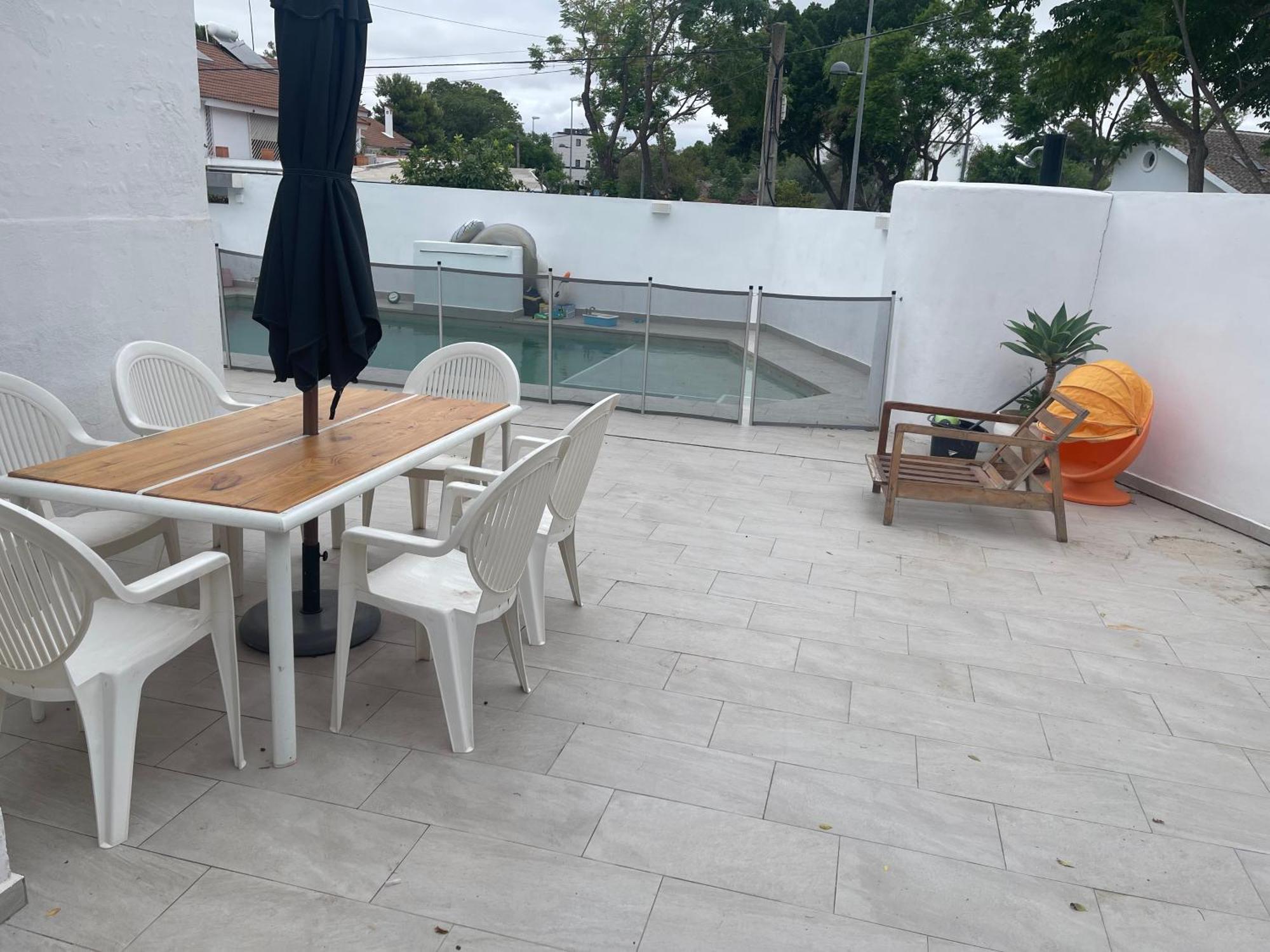 Mediterranean House - Habitaciones Privadas En Casa Compartida Майрена дел Алхарафе Екстериор снимка