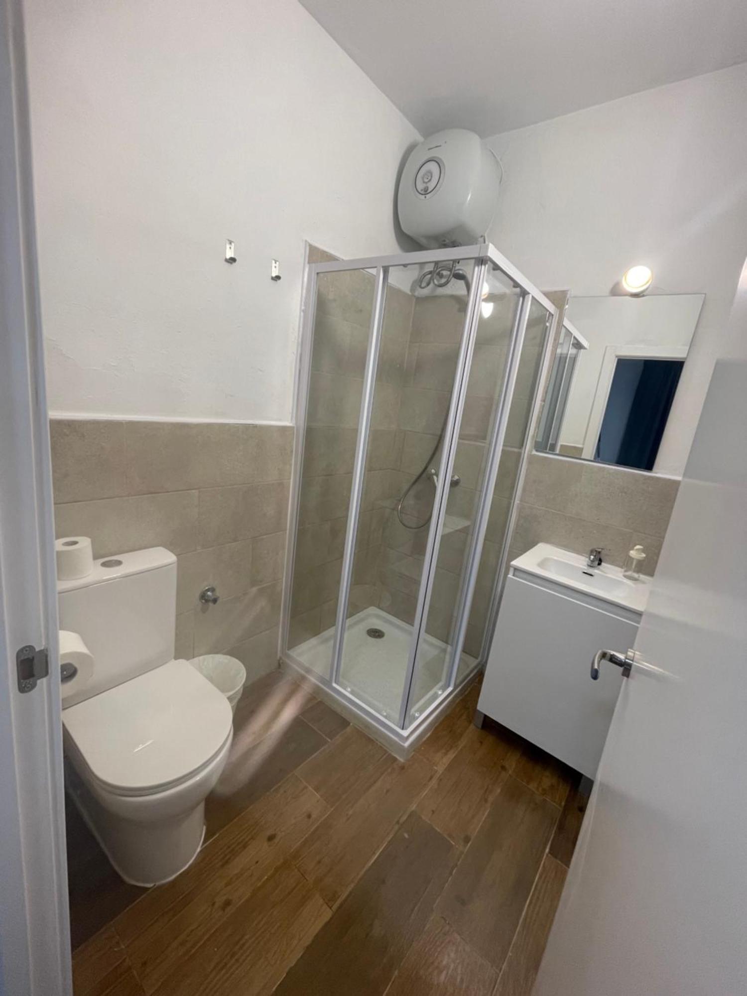 Mediterranean House - Habitaciones Privadas En Casa Compartida Майрена дел Алхарафе Екстериор снимка