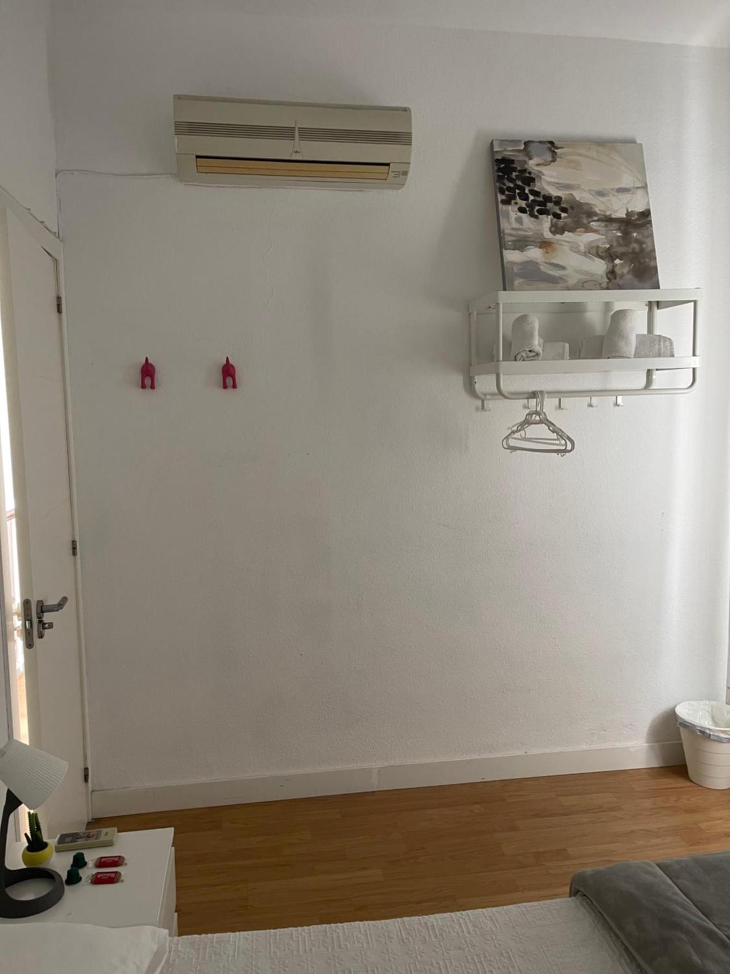 Mediterranean House - Habitaciones Privadas En Casa Compartida Майрена дел Алхарафе Екстериор снимка